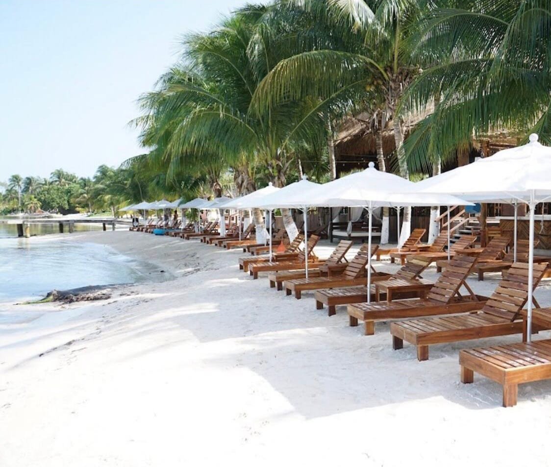 Catamaran tour to Isla Mujeres